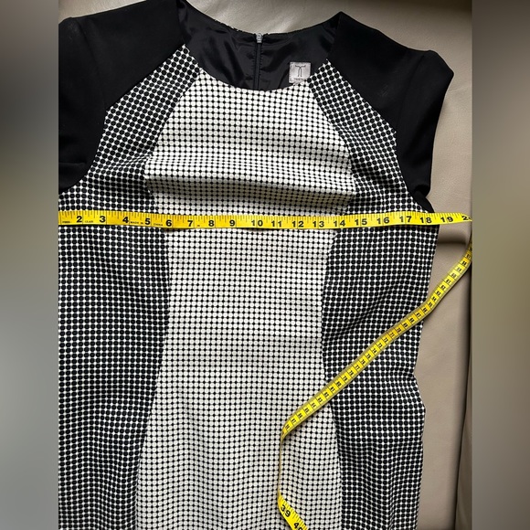 Tristan Black and white patterned sheath dress knee length elbow sleeves - Picture 3 of 8
